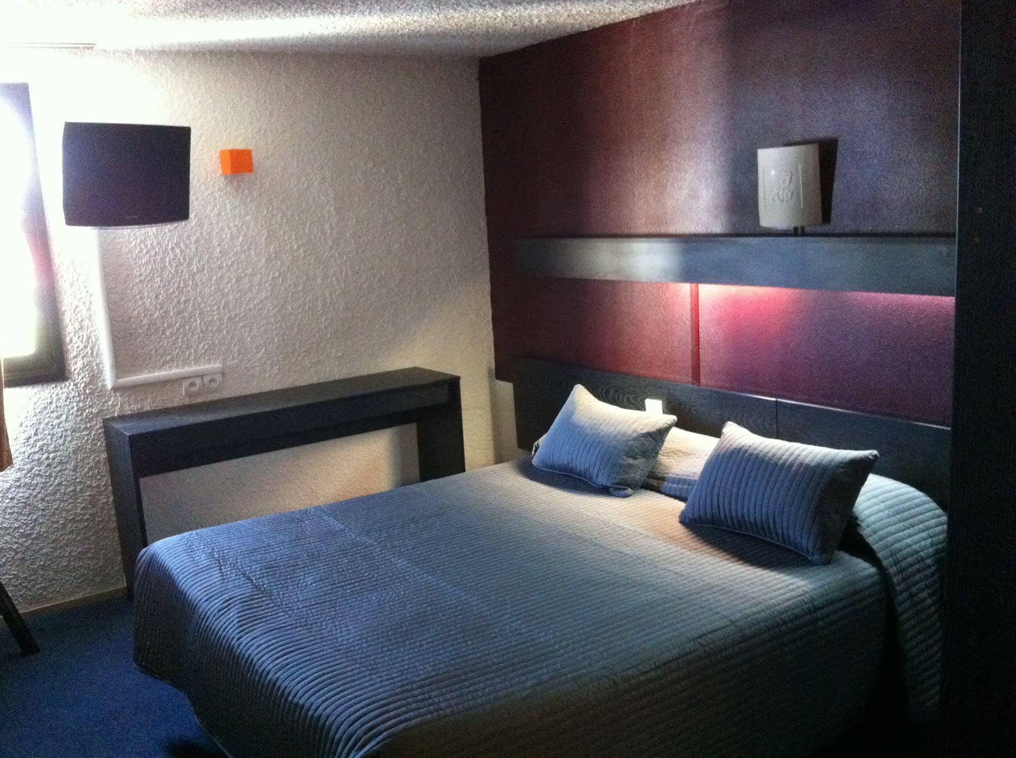 Hotel Les Tourrades Cannes Exterior foto